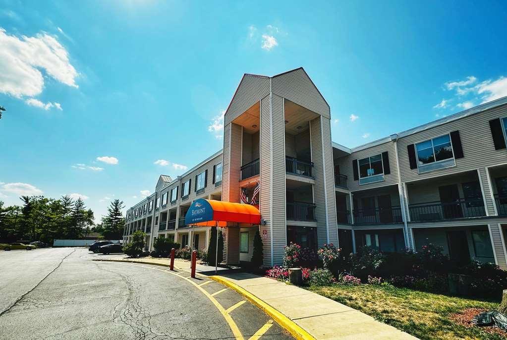 Hotel Baymont And By Wyndham / Near Osu