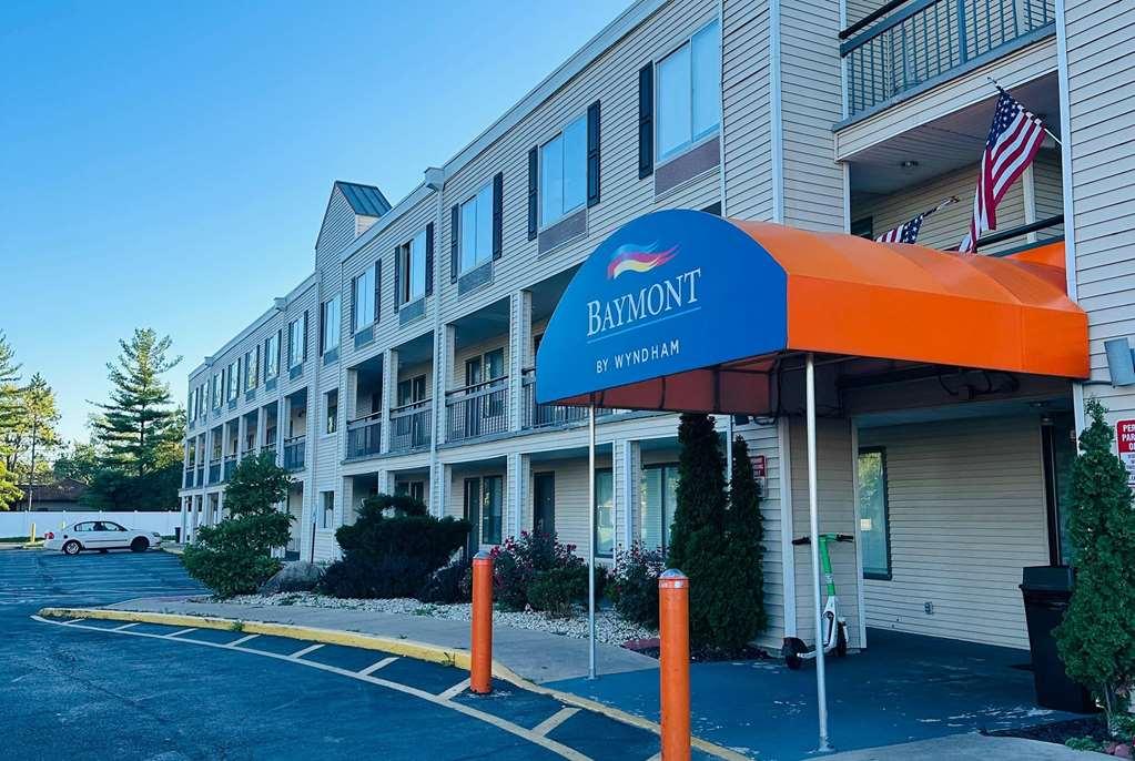 Hotel Baymont And By Wyndham / Near Osu 2*