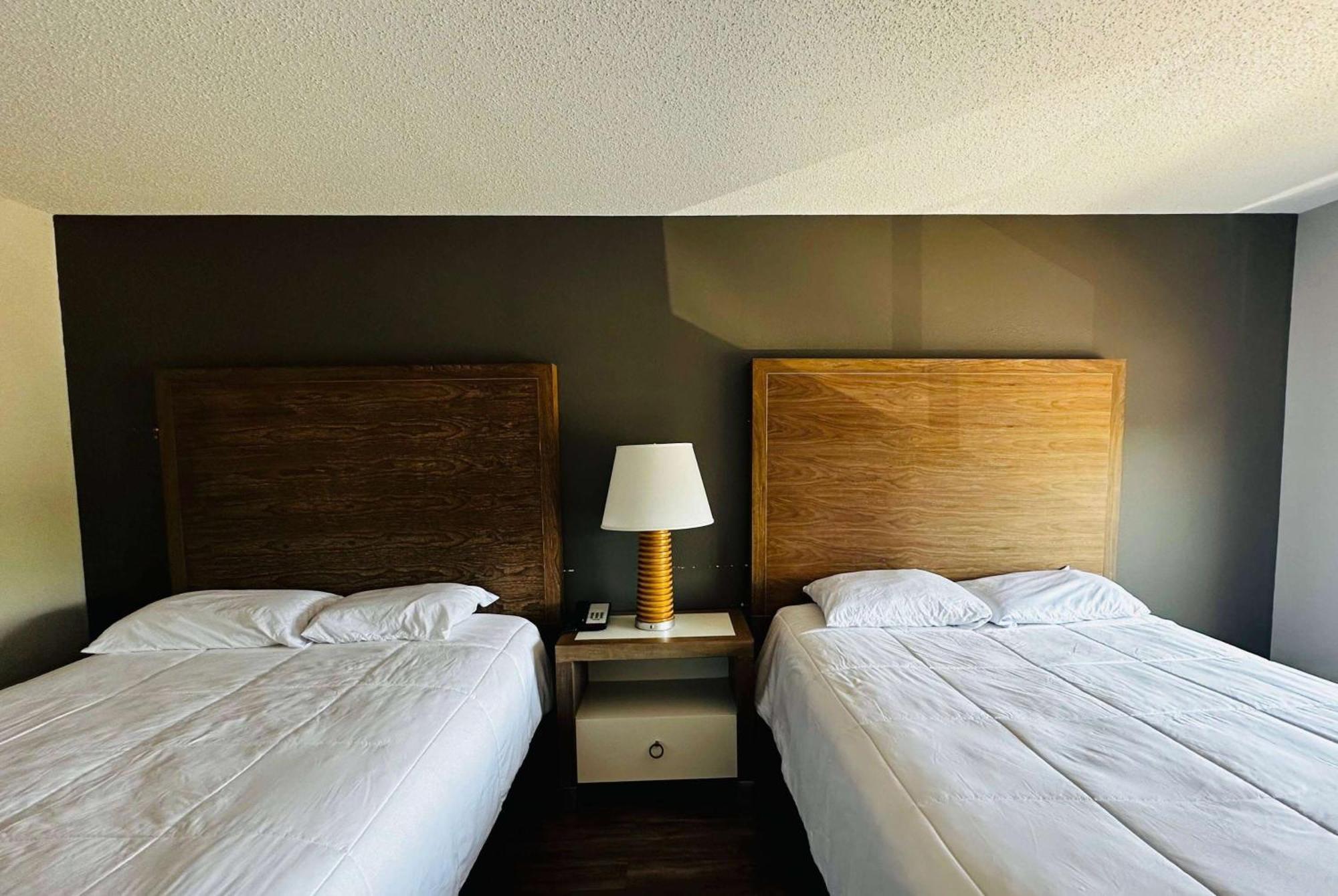 Hotel Baymont And By Wyndham / Near Osu 2*
